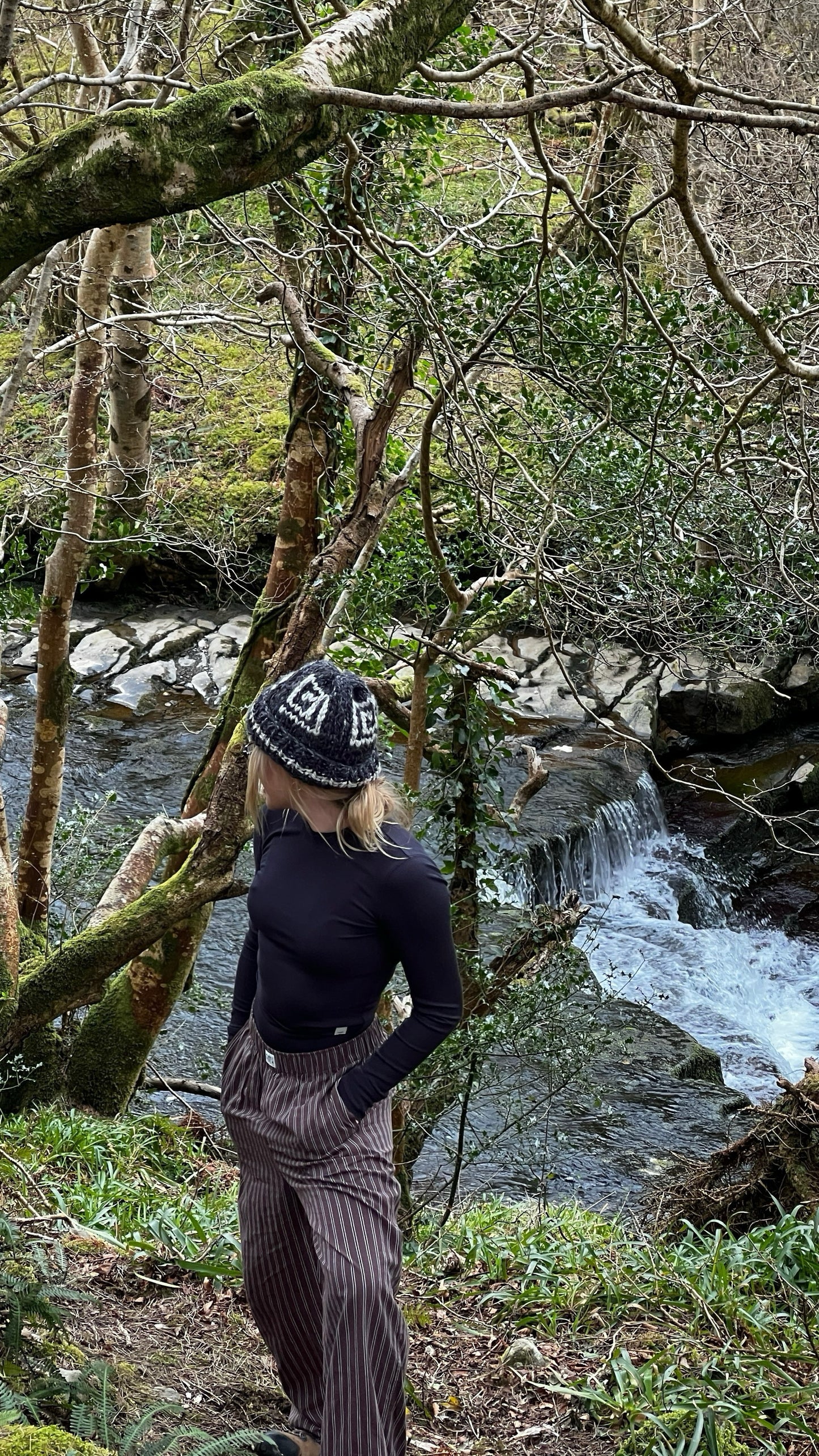 Swirl Beanie | Charcoal
