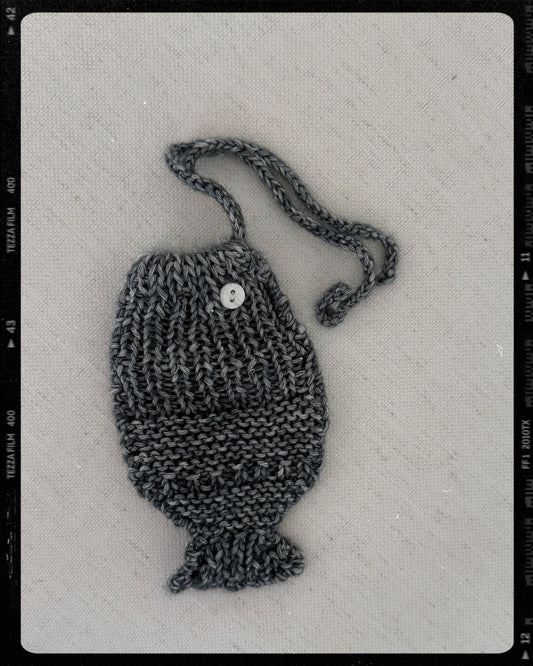 Lil Fishy - the pouch (silver)