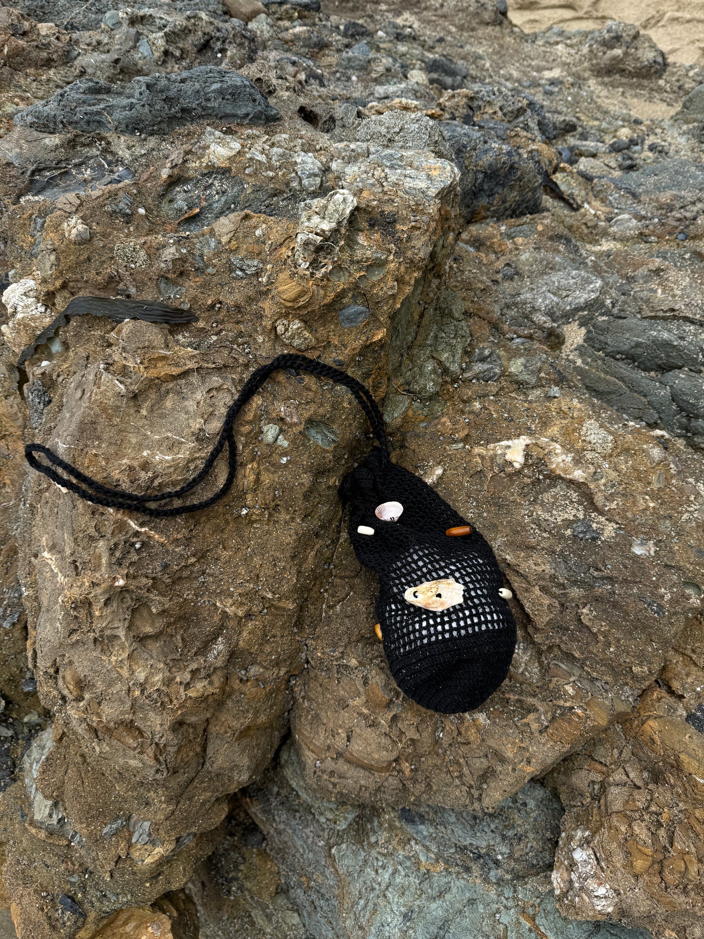 Of Earth & Sea Bag | Black
