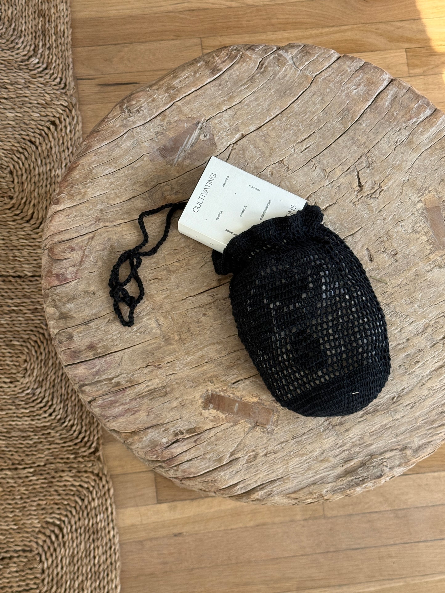 Filet Rose Crochet Bag | Black